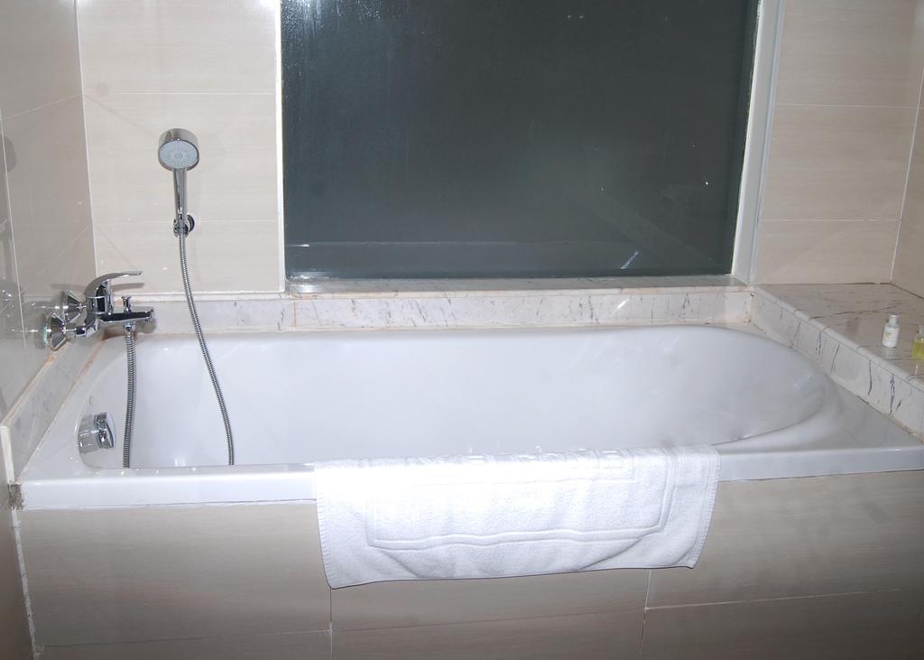 Man Myanmar Hotel Naypyidaw Δωμάτιο φωτογραφία