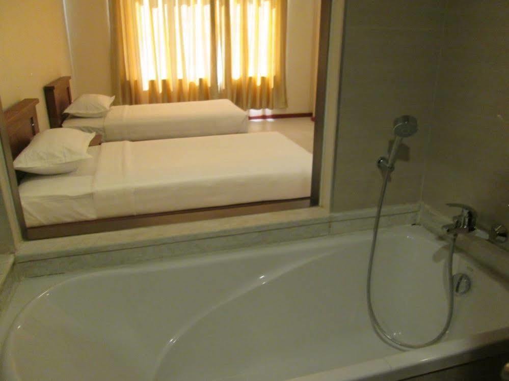 Man Myanmar Hotel Naypyidaw Εξωτερικό φωτογραφία