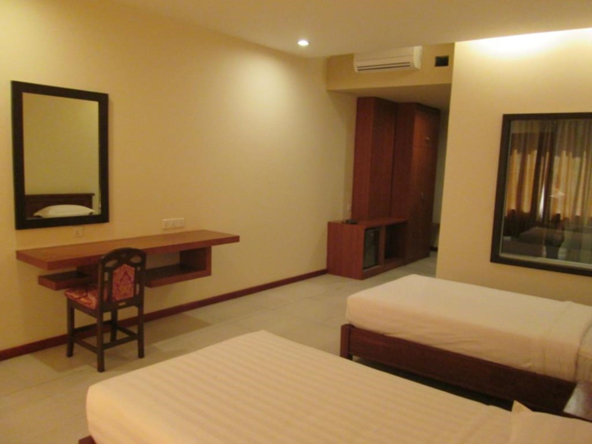 Man Myanmar Hotel Naypyidaw Εξωτερικό φωτογραφία