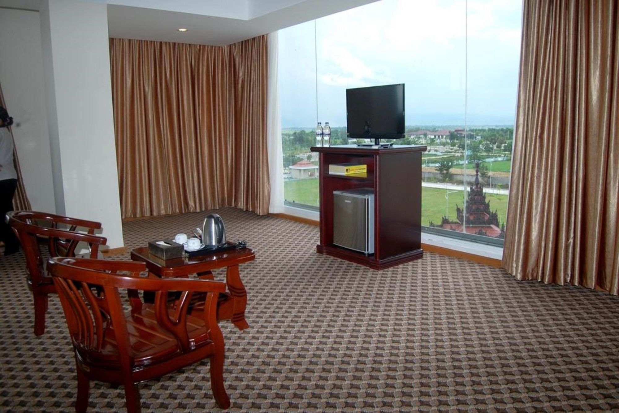 Man Myanmar Hotel Naypyidaw Εξωτερικό φωτογραφία