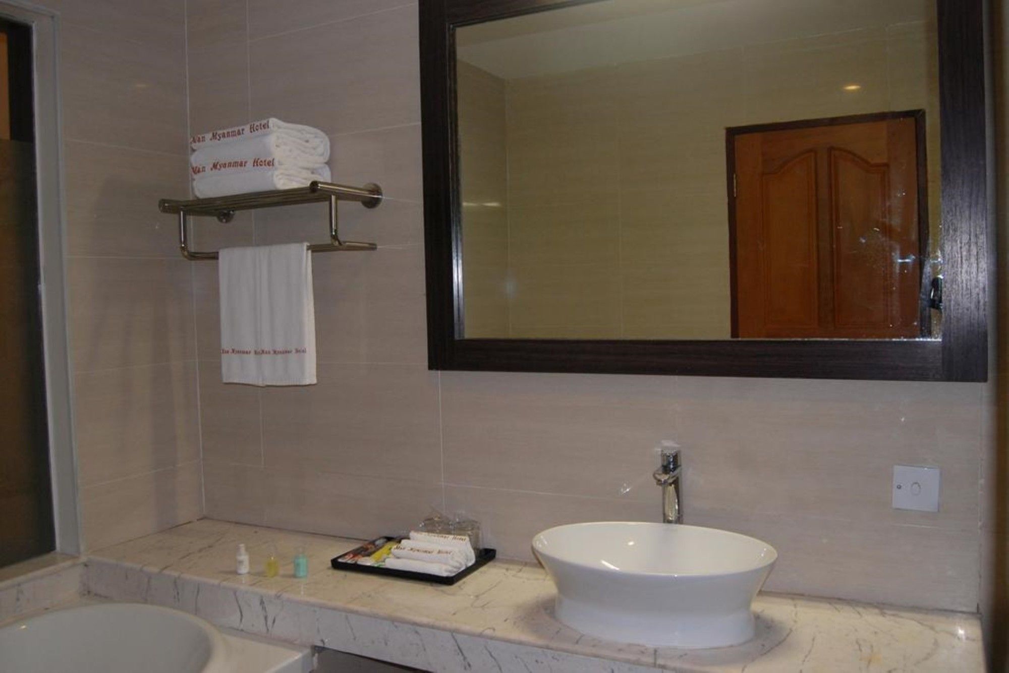 Man Myanmar Hotel Naypyidaw Εξωτερικό φωτογραφία